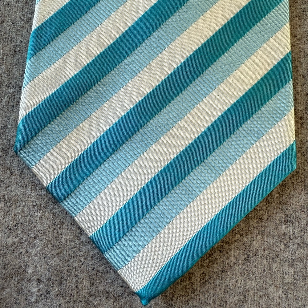 Charles Tyrwhitt Tie